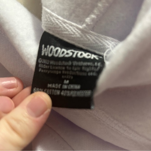 Woodstock sweatshirt M  NWT - Picture 5 of 5